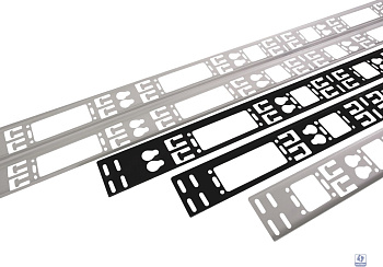 ЦМО Вертикальный кабельный органайзер в шкаф, ширина 75 мм 27U (ВКО-М-27.75)